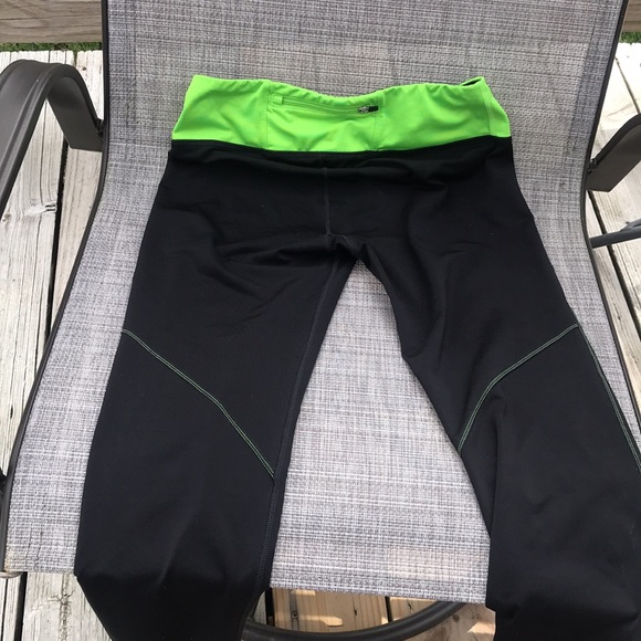 Saucony running Capri size Med - Picture 4 of 5